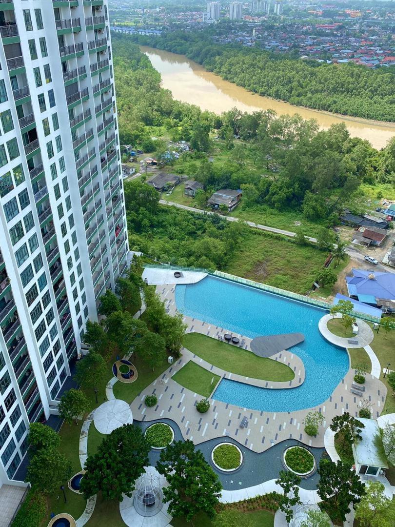 Homenest Jb City Poolview Suite By Cozy Home Johor Bahru Exterior photo
