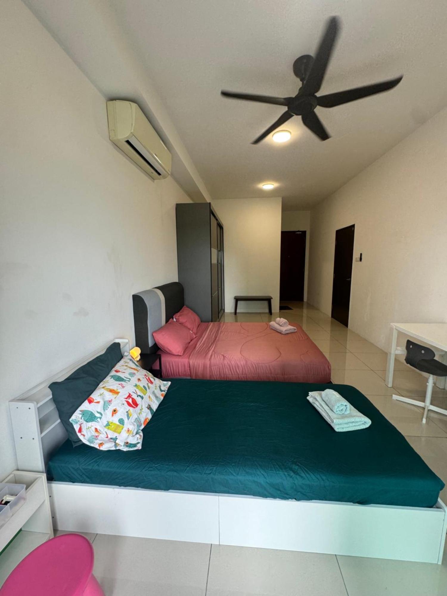 Homenest Jb City Poolview Suite By Cozy Home Johor Bahru Exterior photo